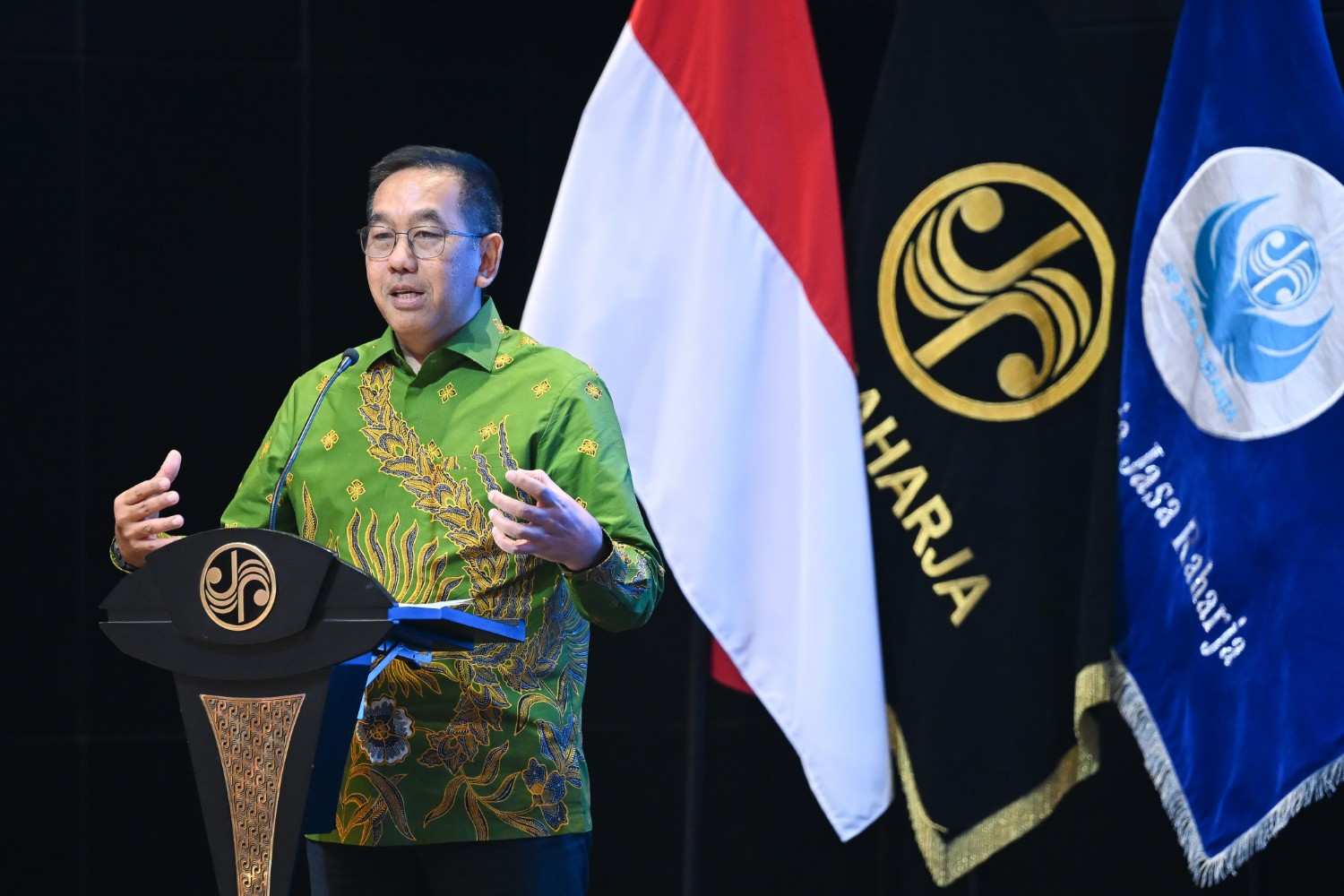 Saksikan Penandatanganan PKB Jasa Raharja dan Serikat Pekerja,Menaker Titip Tiga Agenda Strategis