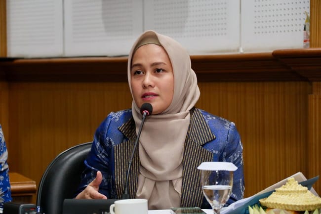 Karmila Sari: Guru dan Dosen Harus Jadi Prioritas dalam RUU Sisdiknas
