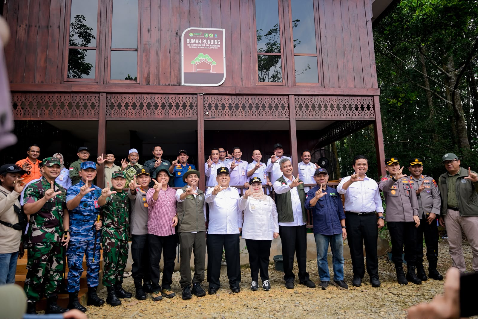 Di Hadapan Menteri Kehutanan, Kasmarni Tegaskan Komitmen Bengkalis Jaga Gambut dan Perkuat Restorasi
